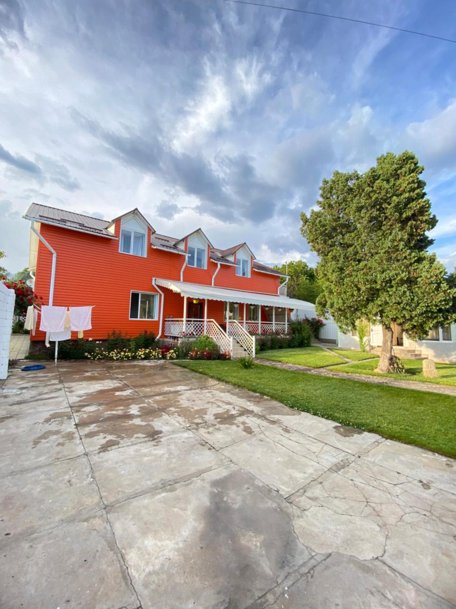 Osobyi Guest House شولبون آتا المظهر الخارجي الصورة