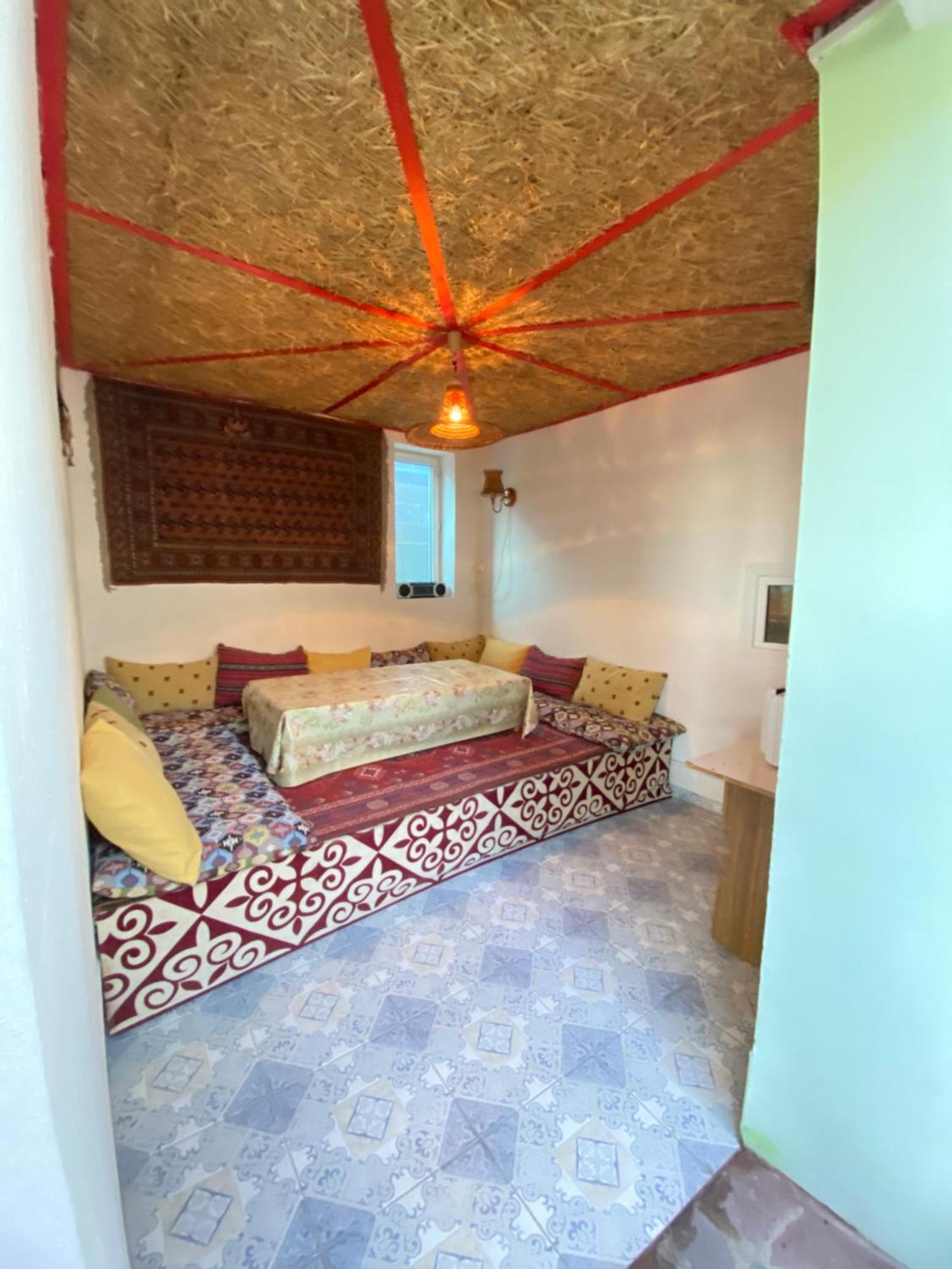 Osobyi Guest House شولبون آتا المظهر الخارجي الصورة